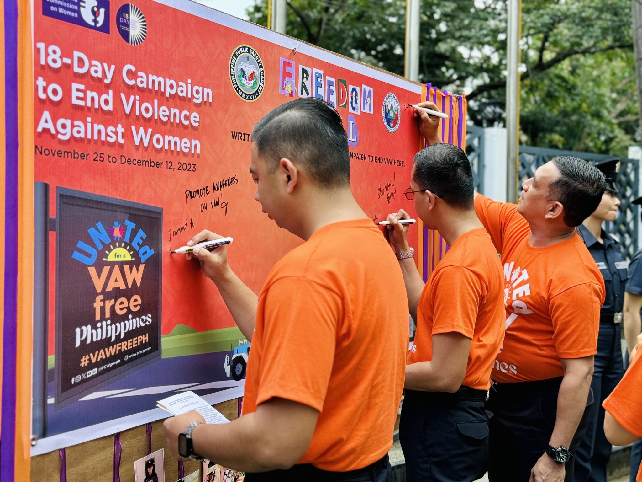 Celebrates The 18 Day Campaign To End Violence Against Women Vaw Philippine Public Safety