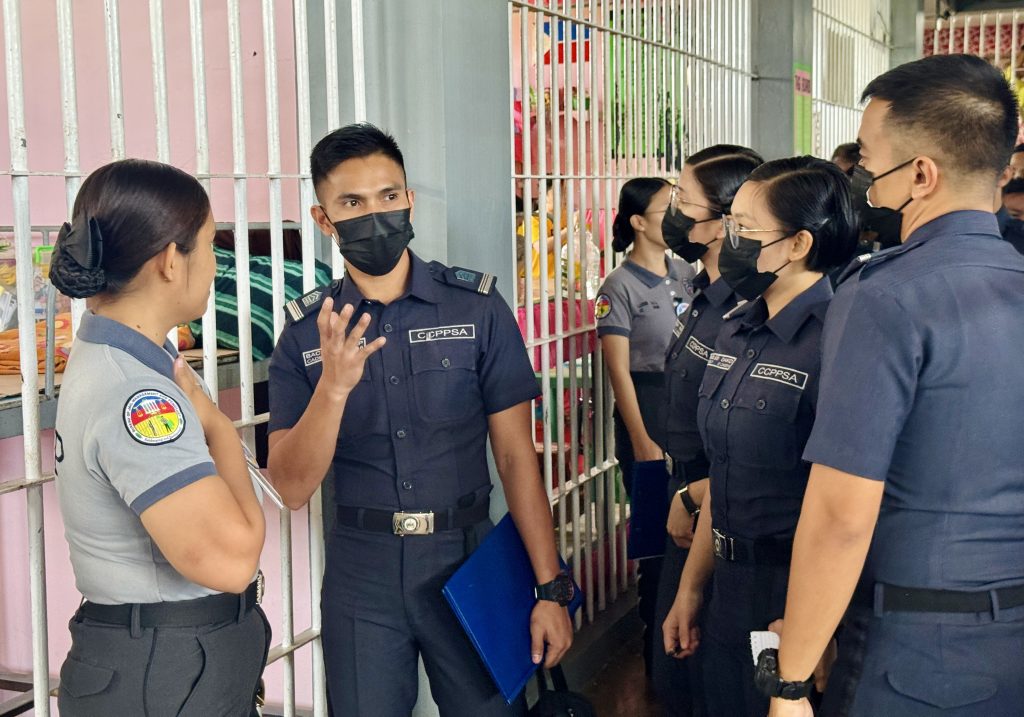 39C85CFD-CB0D-43ED-A4C4-4577B3E99AE9_1_201_a