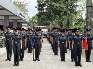 𝗧𝗥𝗔𝗗𝗜𝗧𝗜𝗢𝗡𝗔𝗟 𝗠𝗢𝗡𝗗𝗔𝗬 𝗙𝗟𝗔𝗚 𝗥𝗔𝗜𝗦𝗜𝗡𝗚 𝗖𝗘𝗥𝗘𝗠𝗢𝗡𝗬