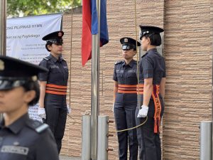 𝗧𝗥𝗔𝗗𝗜𝗧𝗜𝗢𝗡𝗔𝗟 𝗠𝗢𝗡𝗗𝗔𝗬 𝗙𝗟𝗔𝗚 𝗥𝗔𝗜𝗦𝗜𝗡𝗚 𝗖𝗘𝗥𝗘𝗠𝗢𝗡𝗬